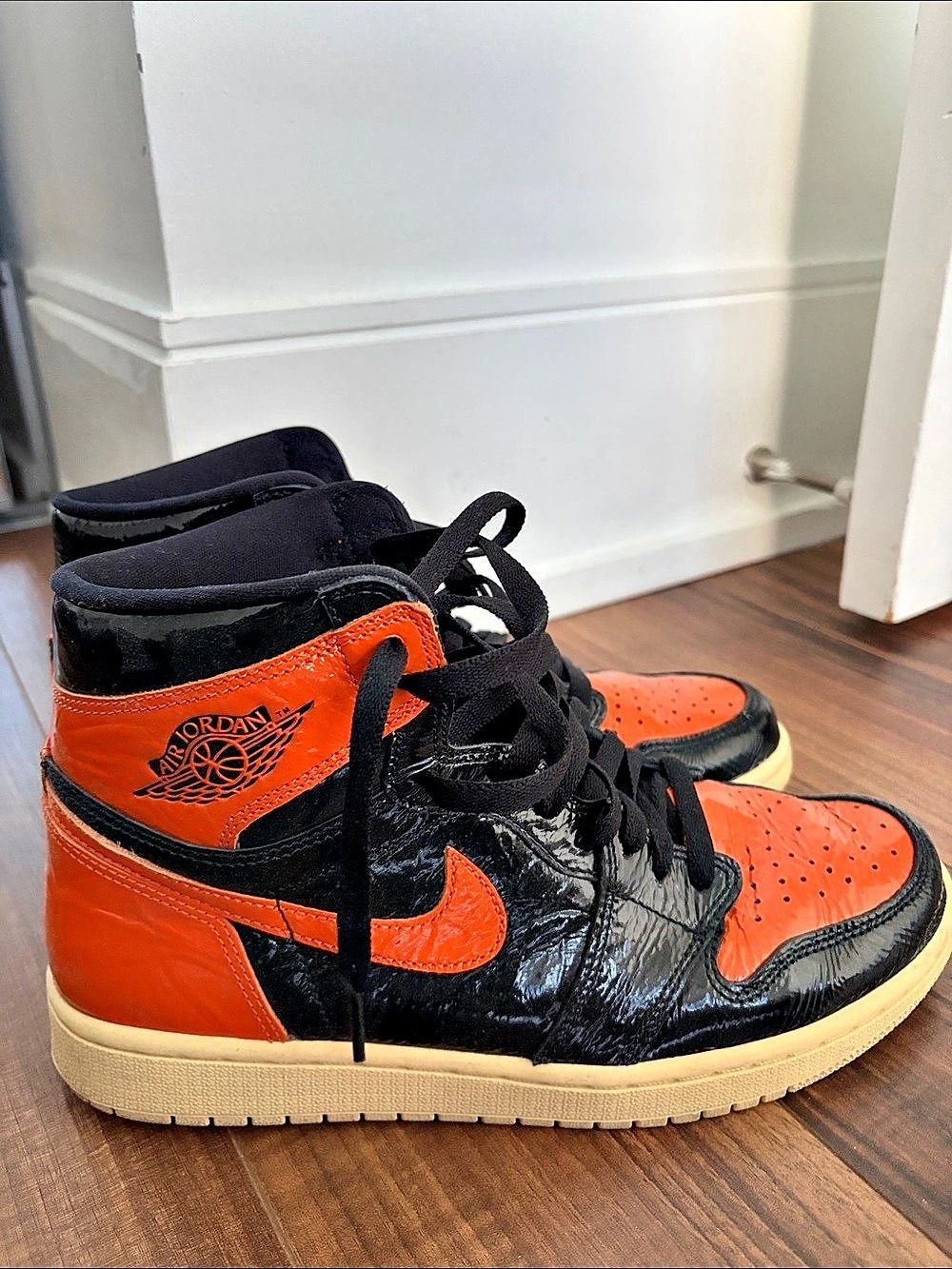 Nike Air Jordan 1 High-Top Sneakers in Orange & Black Size 9